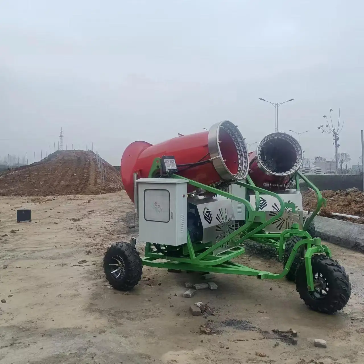 Large Outdoor Commercial Ski Resort Snow Ice Maker Artificial Generator Cannon Fan Equipment Shed