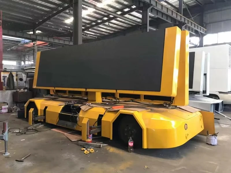 Led Sign on Trailer Billboard Display Mobile Advertising Electric Vehicle Movable Boat Screen on Trailer
