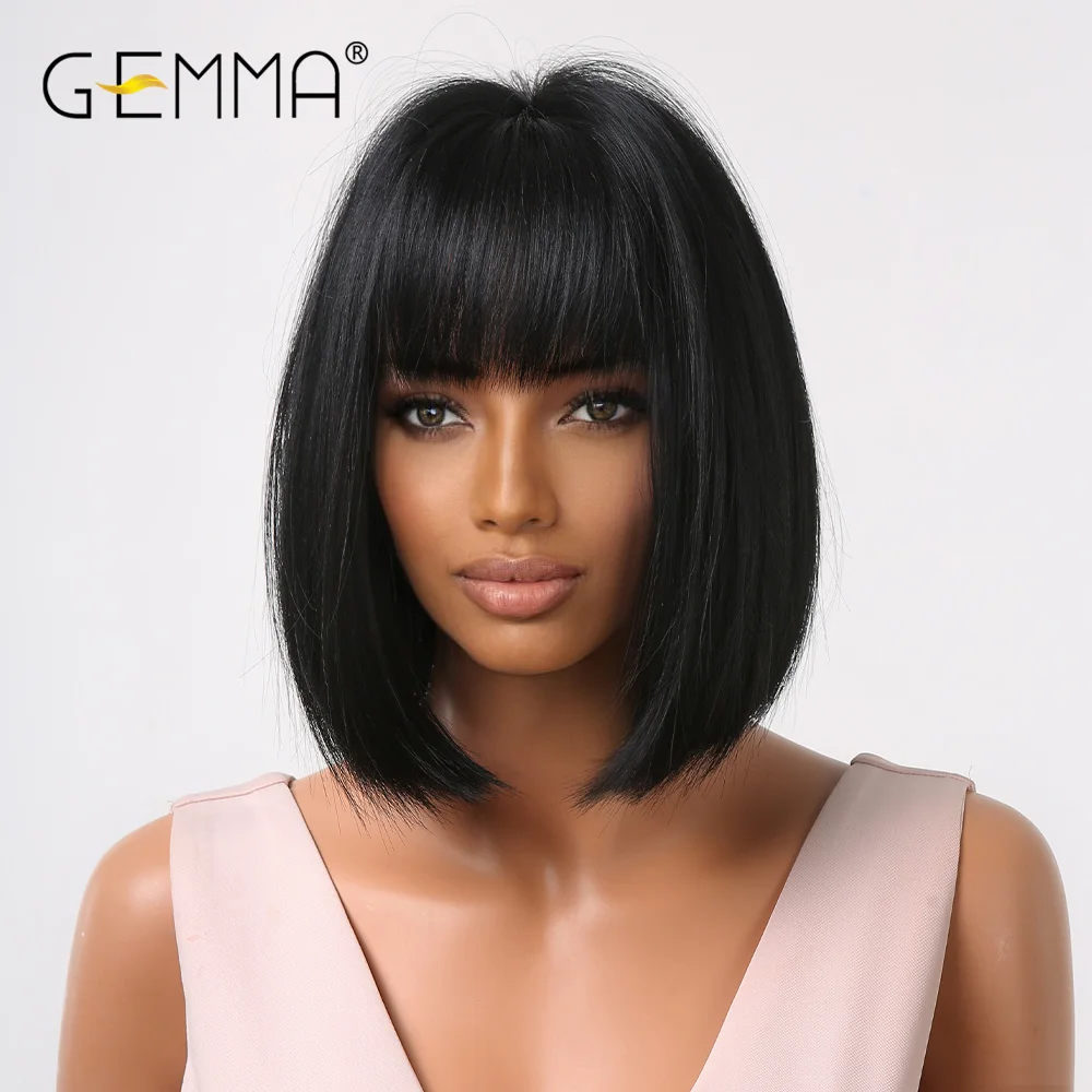 GEMMA-peluca sintética Bob para mujer americana, pelo corto negro con flequillo, Natural, para fiesta de Cosplay, fibra resistente al calor