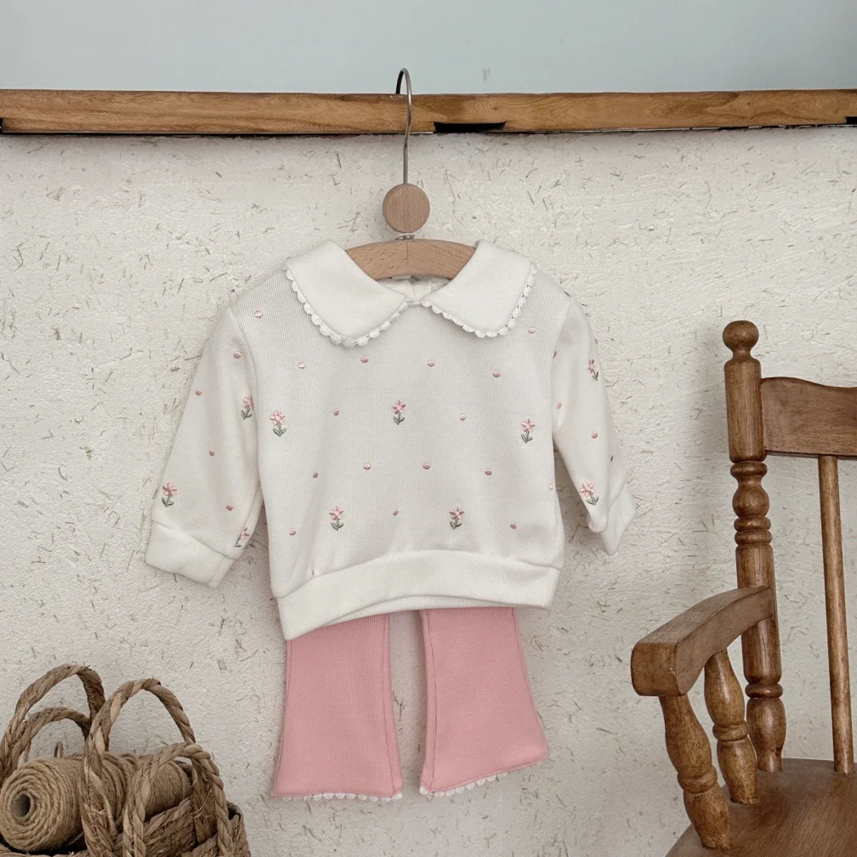 

2Pcs/set Baby Clothes Set Girl Long Sleeved Top + Pants Spring Autumn Pink Floral Embroidered Newborn Baby Clothing Newborn Item
