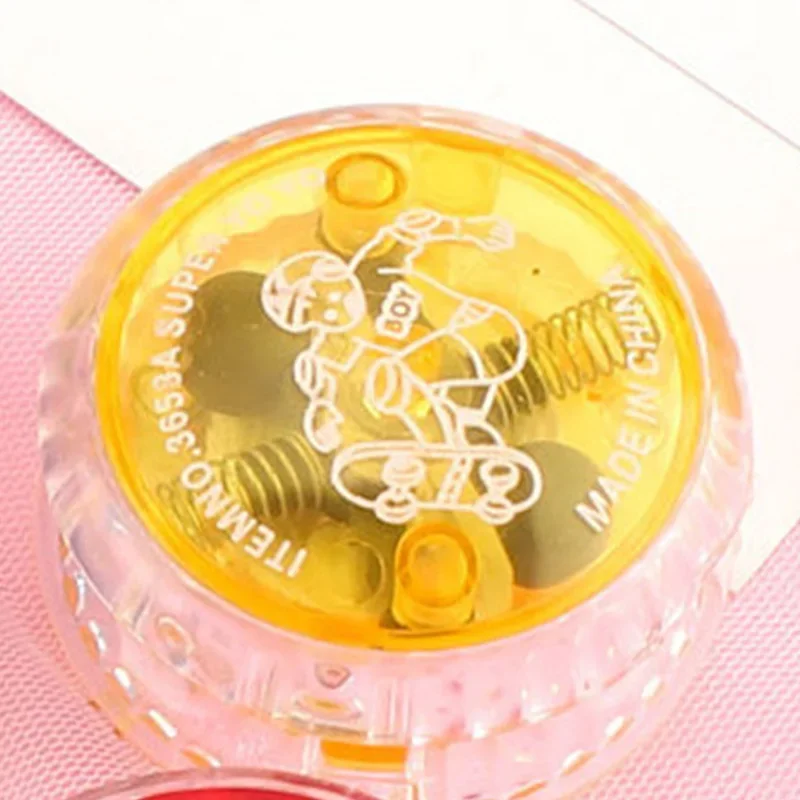 Nieuwe Led Flashing Yoyo Ball Casual Games Klassiek Kinderen Koppelingsmechanisme Magie Jojo Speelgoed Voor Kinderen Speelgoed Feest Mode Speelgoed