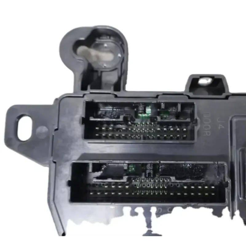 وحدة تحكم ECU أصلية جديدة لملحقات قطع غيار السيارات الطراز 3 NEV