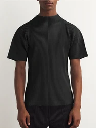 2024 Miyake Plissee Kleidung Mann Kurzarm T-Shirt Mode Schwarz Rollkragen Top