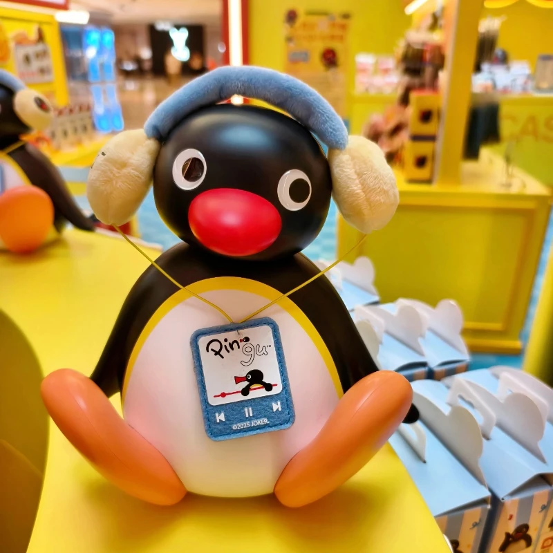 

Pingu Listening to Music Shaking Head Penguin Baby Speaker Portable Mini Speaker Phone Call 5.3 Version Bluetooth Birthday Gift