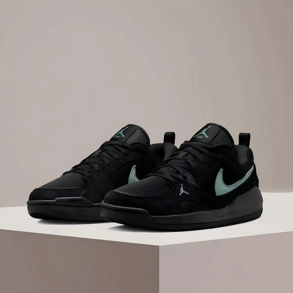 

Nike Air Jordan CMFT Era Men's Low-Top Slip-Resistant Durable Sneakers - Black Stylish, Versatile Casual Sneakers HJ6777-002