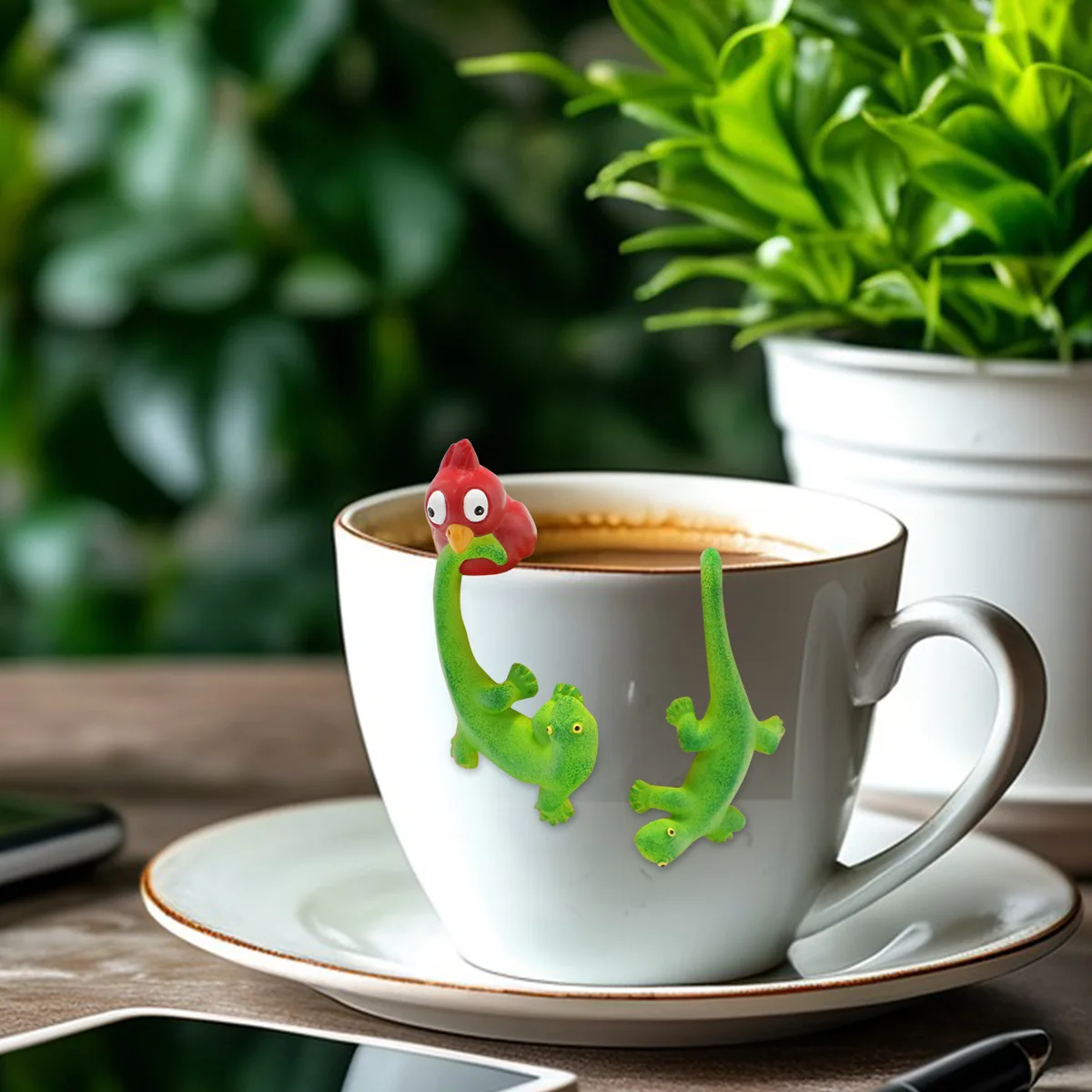 Resin Lizard & Bird Planter Hooks - Creative Garden Decor, Lifelike Animal Sculptures, Unique Balcony Ornament