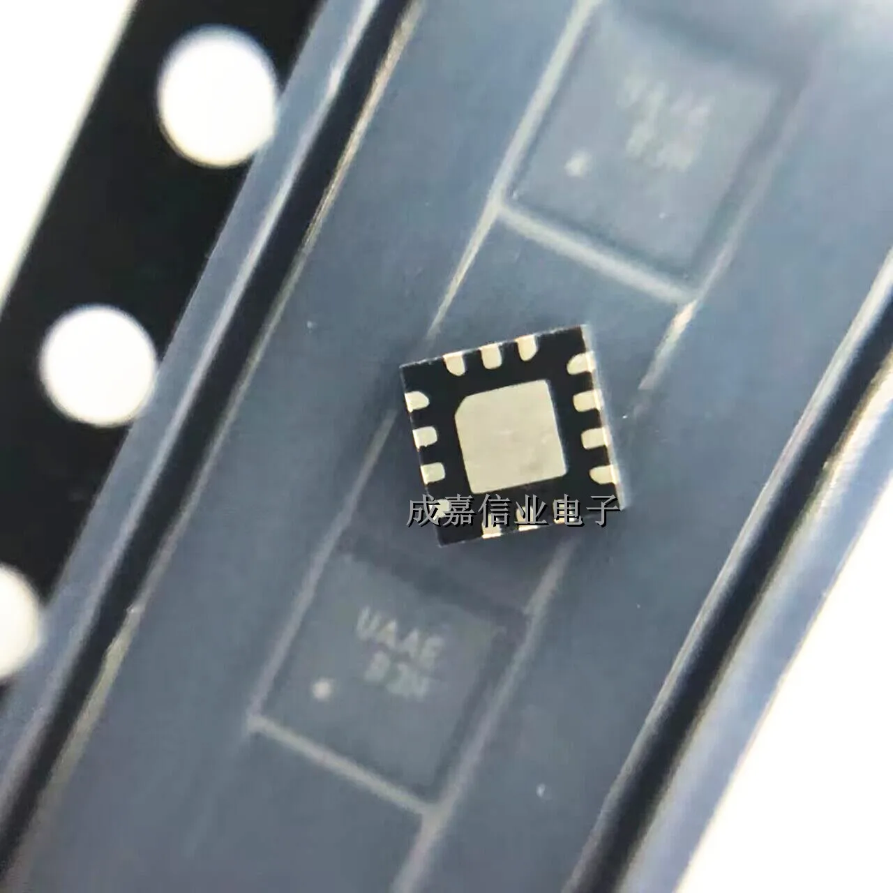 10 قطعة/الوحدة FUSB302BMPX WQFN-14 بمناسبة ؛ واجهة USBUA IC 302B Type-C التحكم IC مع درجة حرارة التشغيل PD:-40 درجة مئوية-+ 125 درجة مئوية