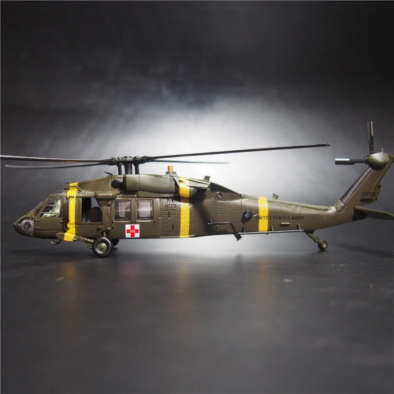 

Diecast American UH-60 Militarized Combat Helicopter Alloy & Plastic Model 1:72 Scale Toy Gift Collection Simulation Display