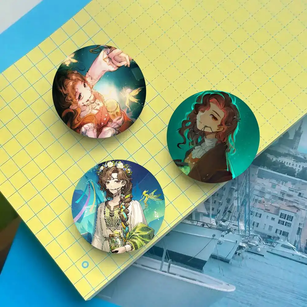 Tooth Fairy Animated Game R-Reverse 1999 Badge Tinplate Meme Round Brooch For Hat Bag Creative Lapel Jewelry Accessories Gifts