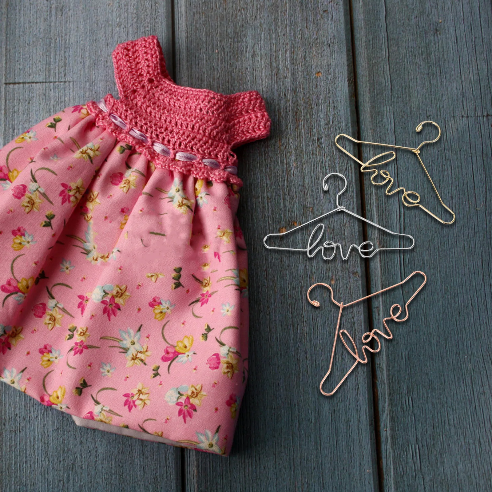 

15Pcs Mini Clothes Hangers Love Letter Design for Dollhouse Organization Miniature Clothes Rack Hangers Toy Hanger