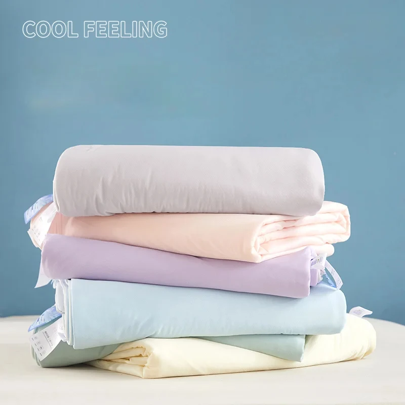 Cooling Blankets Smooth Air Condition Comforter Lightweight Summer Quilt Cool Feeling Fibre Skin-friendly Breathable