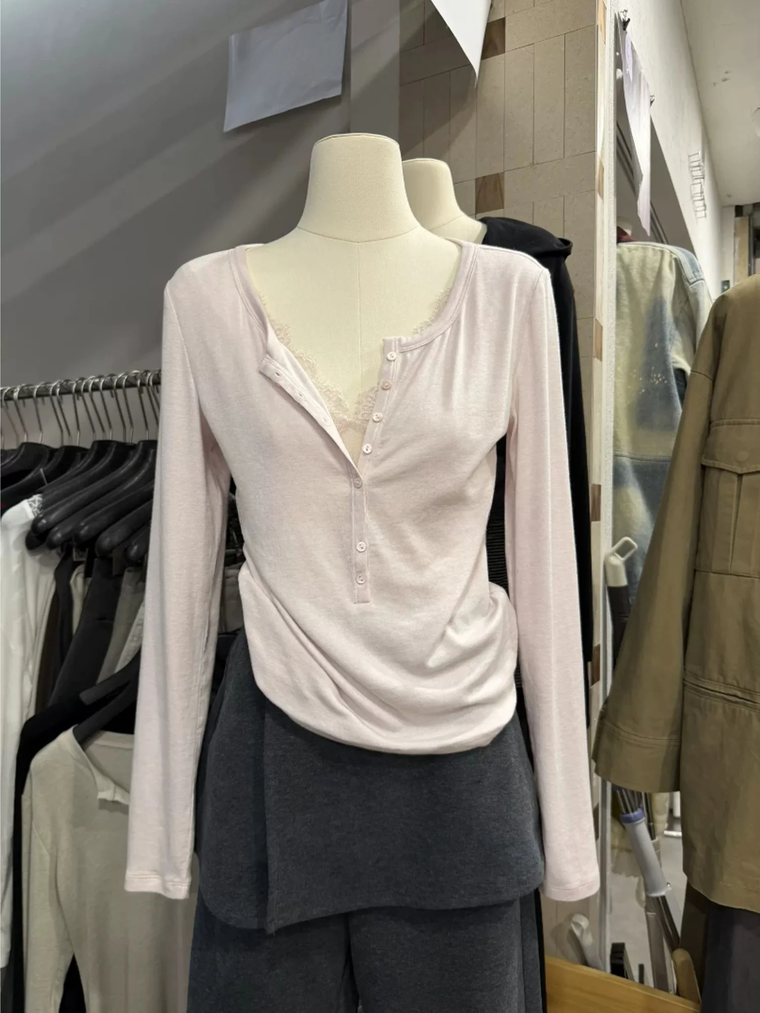 Design Sensation Lace Trim Splice Slim Fit Long Sleeve T-Shirt Half Button Autumn Pure Desire Style Women's Fashion Cotton Blend