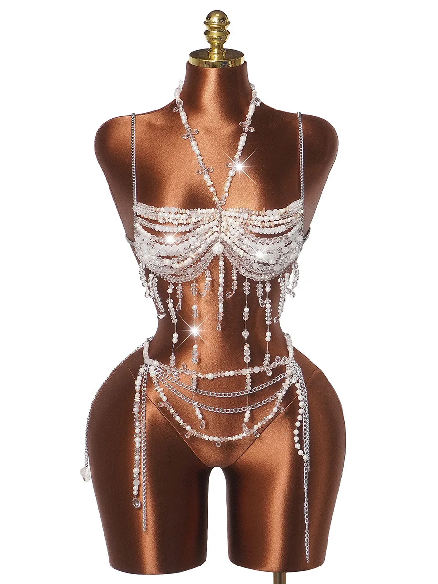 Hot Selling Sexy Hot Girl Body Chain Fashionable Backless Hanging Neck Gemstone Patchwork Vest Nightclub Party Metal Chain Top
