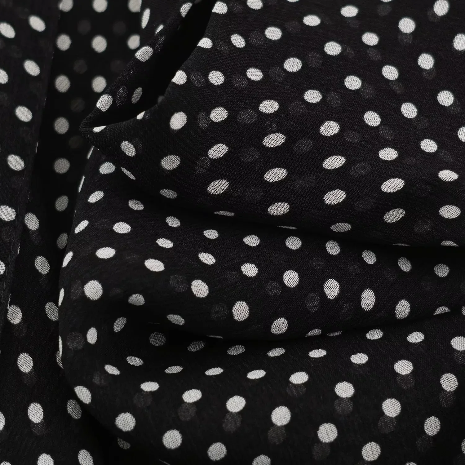 KONDALA Vintage Party-Chic Damen-Hosenanzug mit Polka Dots, ärmellosem Neckholder-Top und langen, weiten Hosen – Modischer Sommer-Urlaubsanzug 2026 – Detail 8