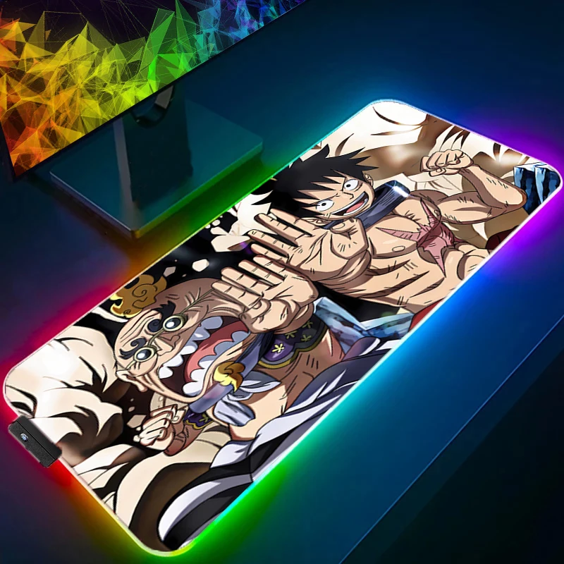 RGB-muismat uit één stuk Luffy Gamer PC Computer Grote achtergrondverlichting Bureaumat Toetsenbord Anime Gaming-accessoires LED Anime-muismat