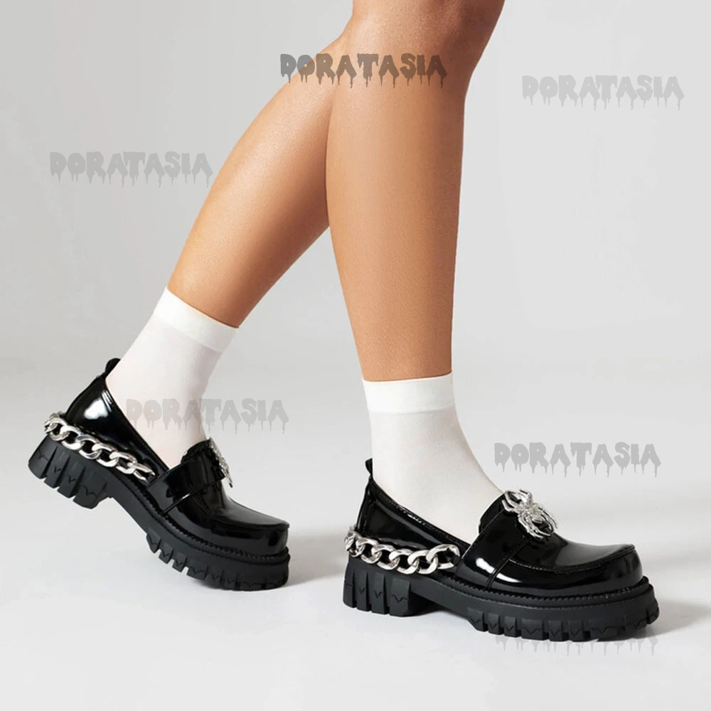 

Туфли-лодочки женские на платформе и высоком каблуке, с круглым носком и пряжкой