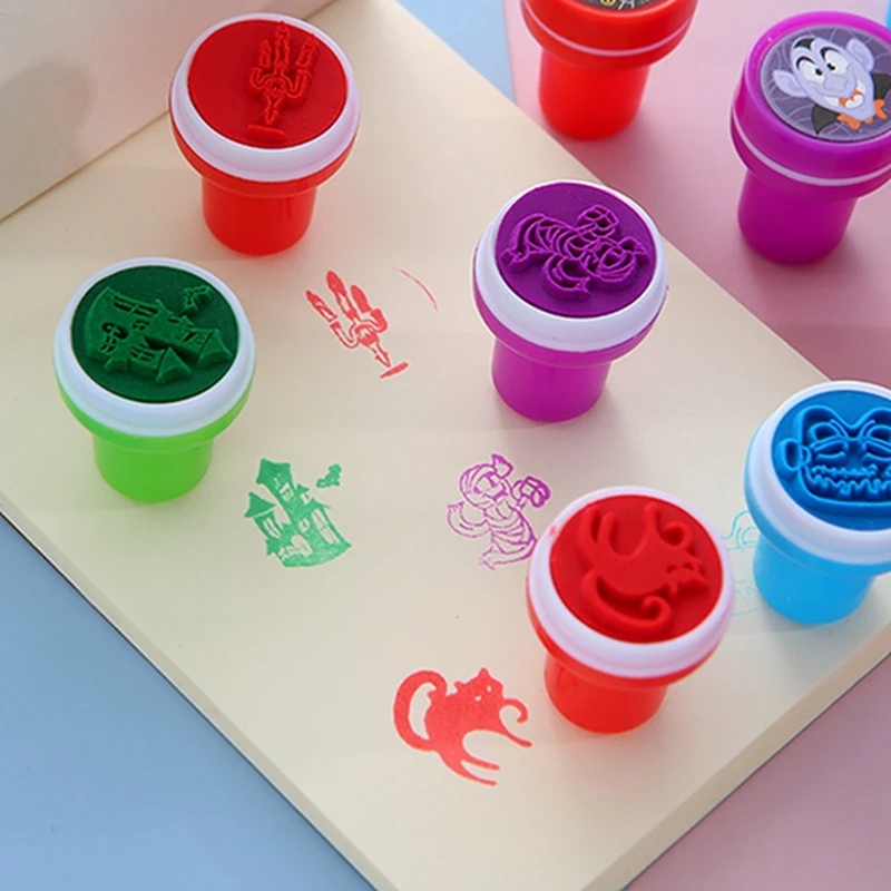 24 Stück Halloween Selbstfärbestempel Kürbis Geist Fledermaus Katze Hexe Stempel Geister-Party-Geschenke Trick or Treat Halloween-Party-Zubehör – Detail 4