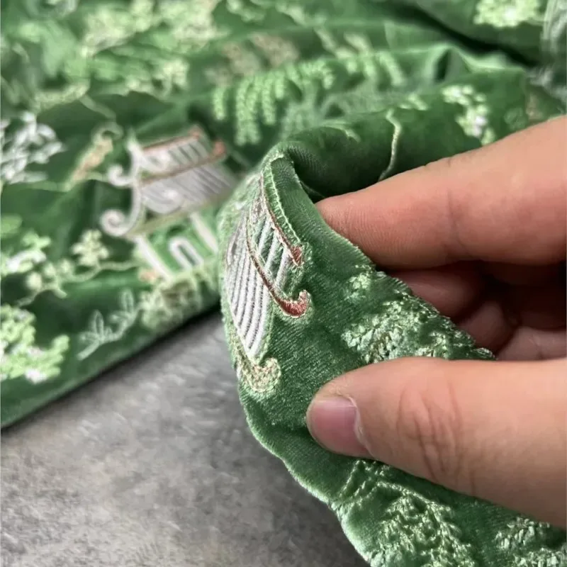 

CyChinese-style green embroidered silk velvet fabric haute couture dress set