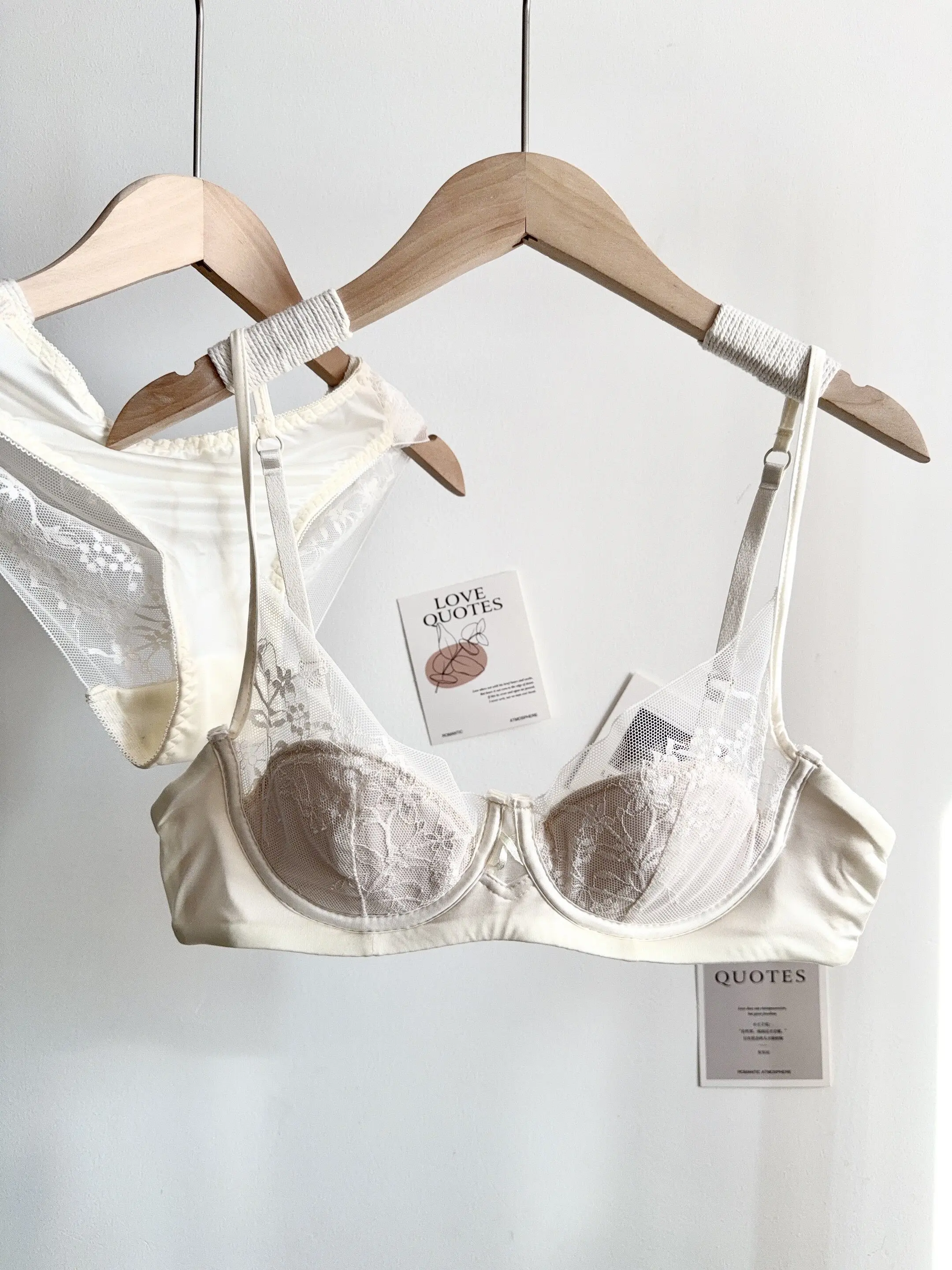 Conjunto de Lencería de Encaje Cómodo para Mujer, Sujetador con Aros Suaves, Copa Delgada, Push-Up, Transpirable, Ropa Interior para Mujeres con Busto Pequeño