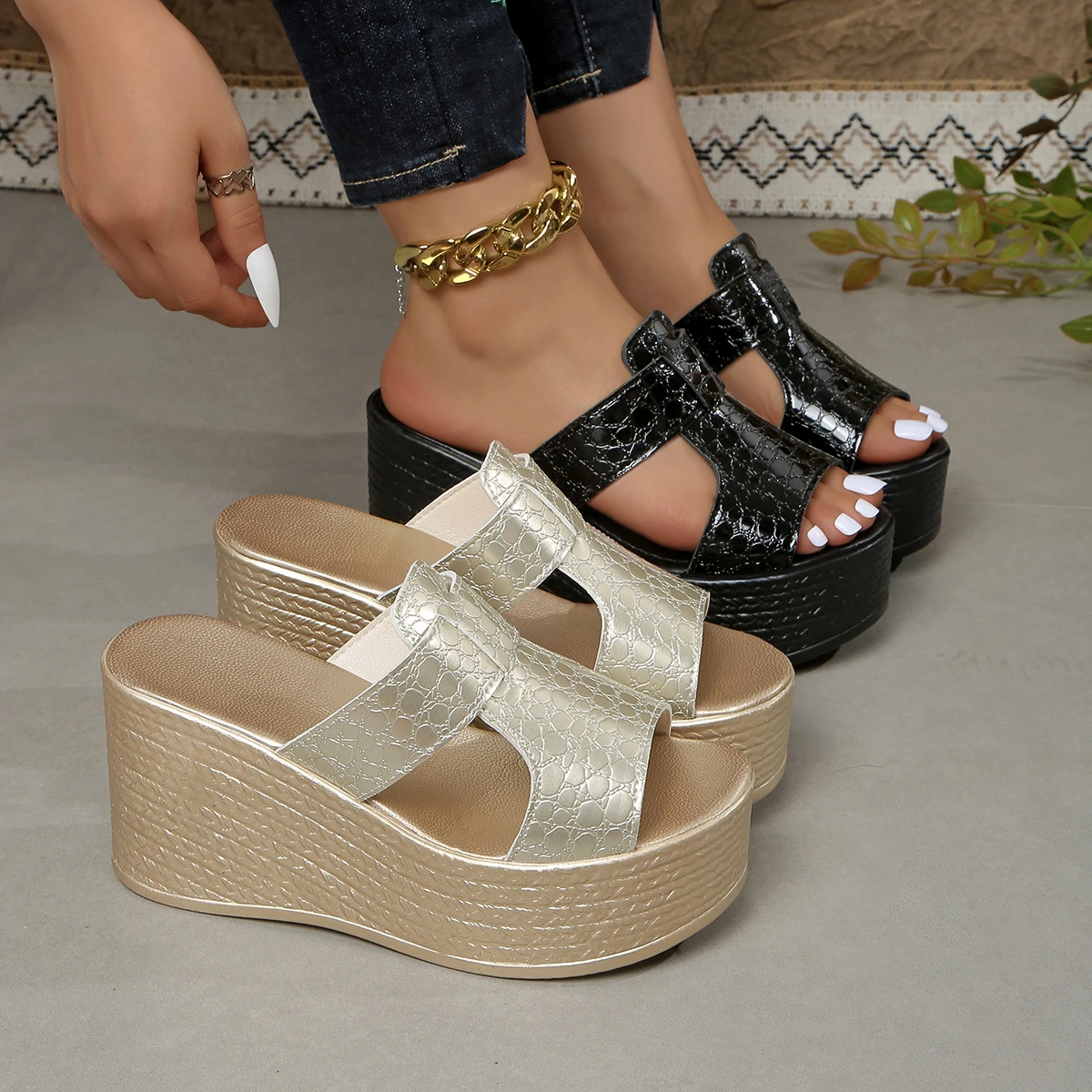 

Summer New Women Sandals High Platform Wedge Fashion Versatile Shoes Outdoor High-heeled Open-toed Slippers Sandalias De Mujer