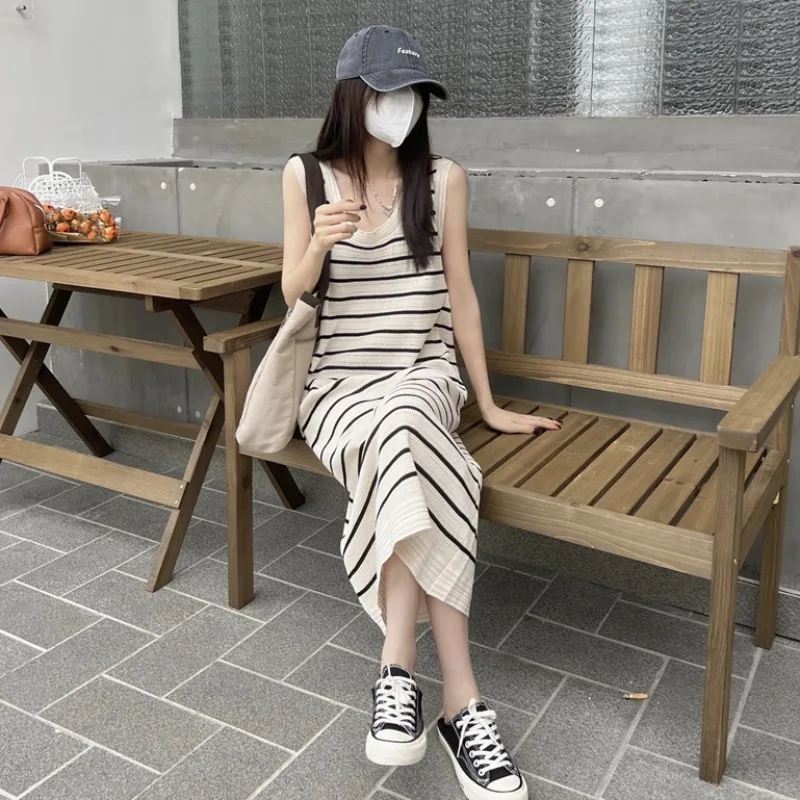 

2024 Women Summer Fashion Long Striped Vest Dresses Female Loose Sleeveless Casual Dress Ladies V-neck Knitted Vestidos C13