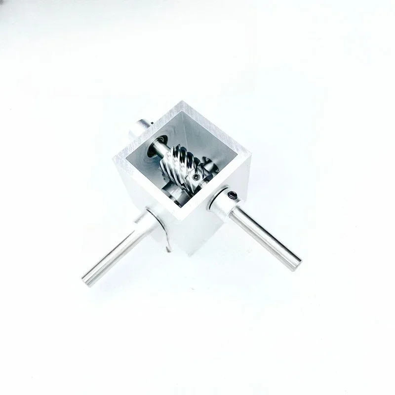 Micro 1:2 Turbine Worm Gear 90-Degree Right Angle Reducer 6MM Shaft Gearbox for Robotics & DIY ProjectsGoods in stock