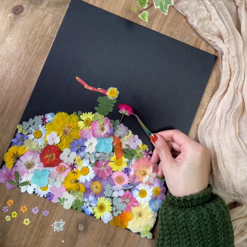 24 Stück, gepresste Hortensien im Monet-Stil – DIY-Schmuckzubehör aus getrocknetem Blumenharz, Blütenblatt-Fotorahmen und Handyhüllen-Bastelset – Detail 4