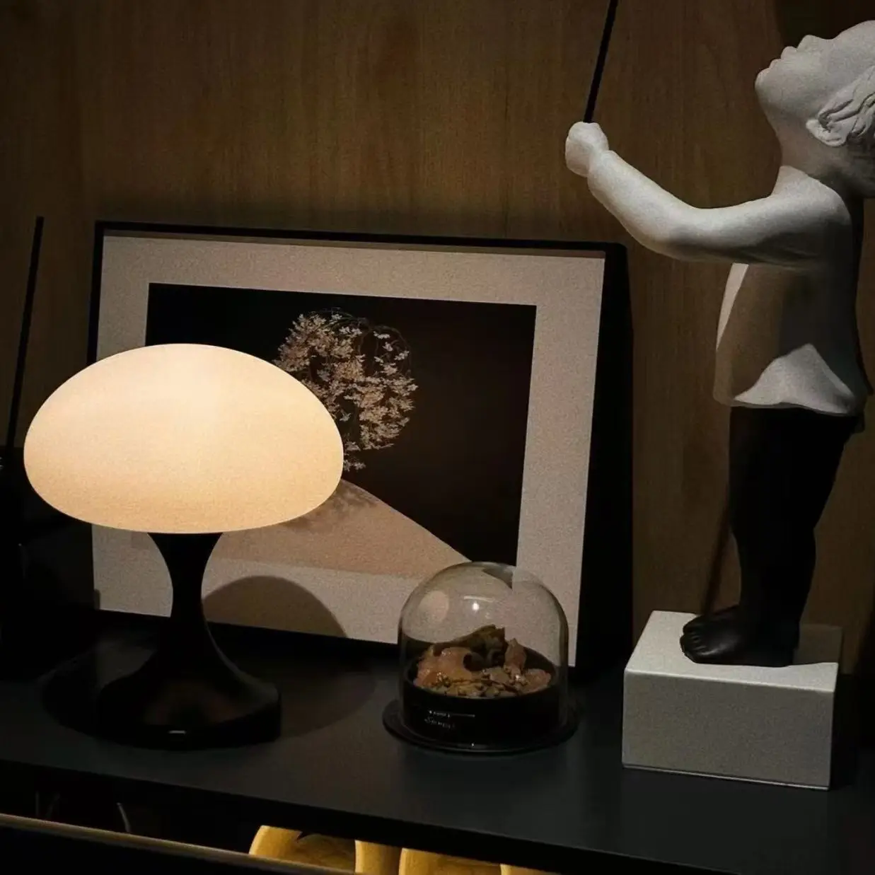 

Mobile jellyfish table lamp bedroom bedside small night light retro atmosphere decorative light