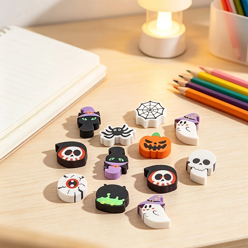 30pcs Random Halloween themed eraser, pumpkin ghost eyeball, witch cat eraser, student stationery party, accompanying small gift