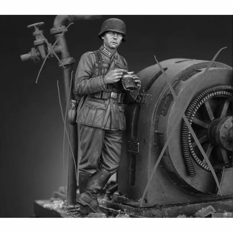 

Фигурка модели из смолы 1/35, немецкий солдат GK, комплект в разобранном и неокрашенном виде