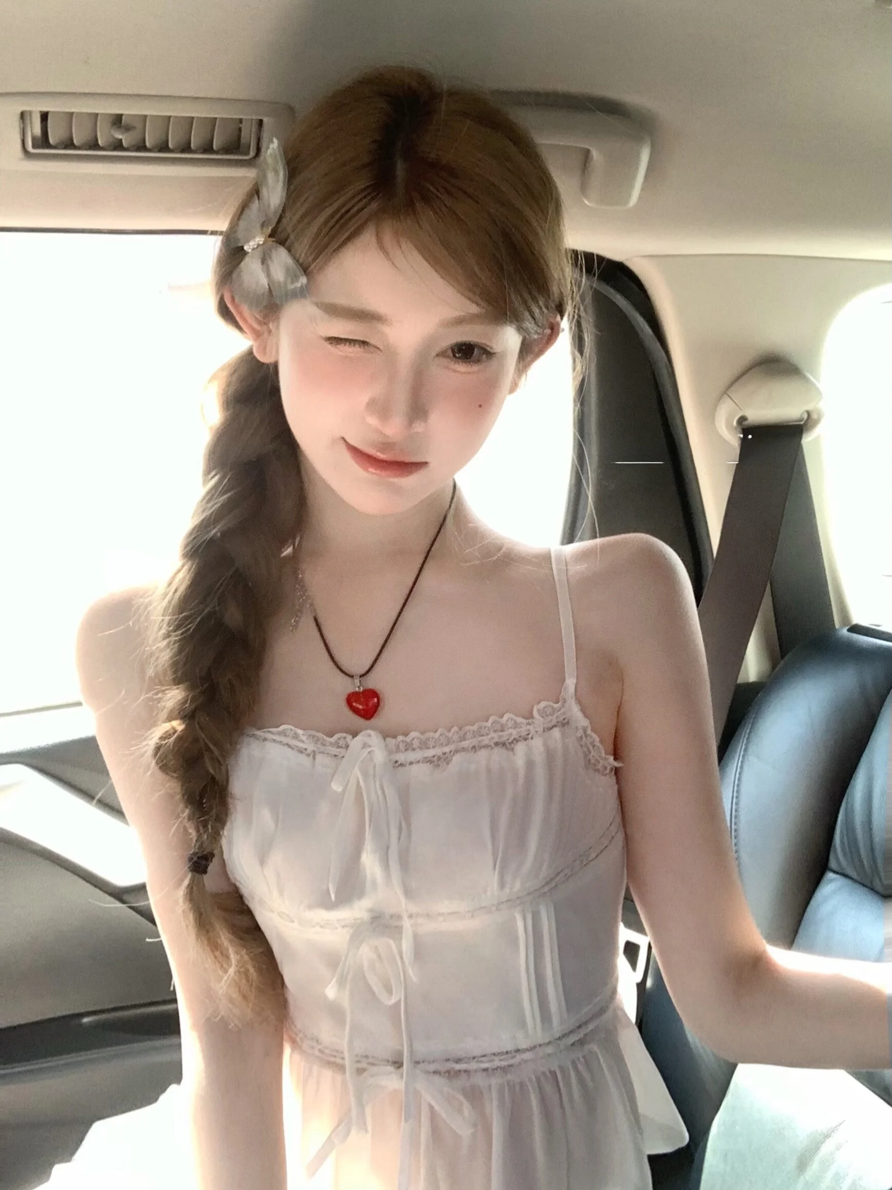 

Chil Sung White Velvet Lace Cap Sve Cute Strap Top Faionable ort irt Летняя повседневная одежда для молодых женщин в Китае