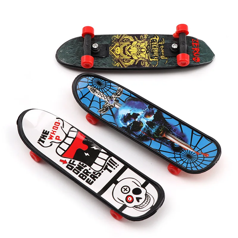 Stampa professionale di plastica Finger Skateboard Mini Desktop Puzzle creativo Fingertip sport Scooter giocattoli Puzzle per bambini