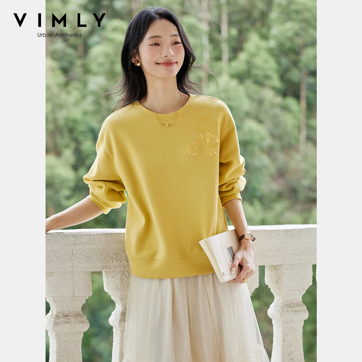 

VIMLY Woman Sweatshirts Bead Embroider Round Neck Long Sleeve Ladies Tops Autumn 2025 Knitted Casual Sweatshirts Female A2171