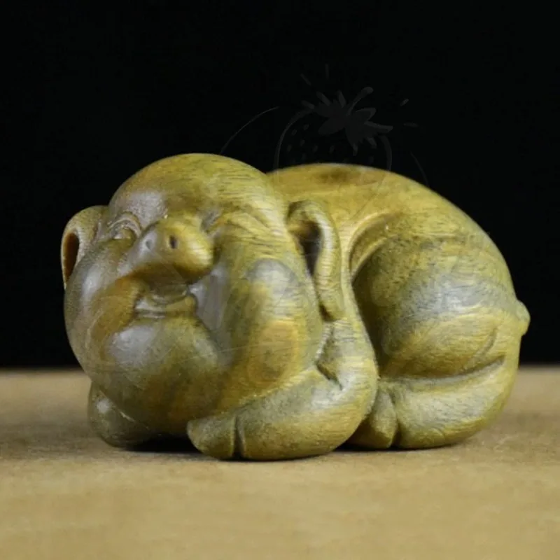 

Green Sandalwood Carving Full of Luck Pig Handle Piece Chinese Zodiac Pig Naive Cute Fun Desktop Small Ornaments Crafts
