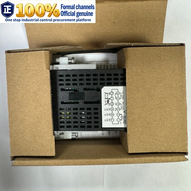 E5GC-QX1A6M-000 E5GC-RX0A6M-000 100% منتج جديد وأصلي ترموستات أصلي