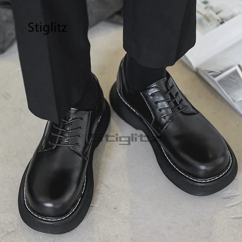 Zapatos de cuero de estilo británico para hombre, moda clásica de cabeza redonda, suelas gruesas informales de verano, novedad de verano, zapatos de cuero pequeños