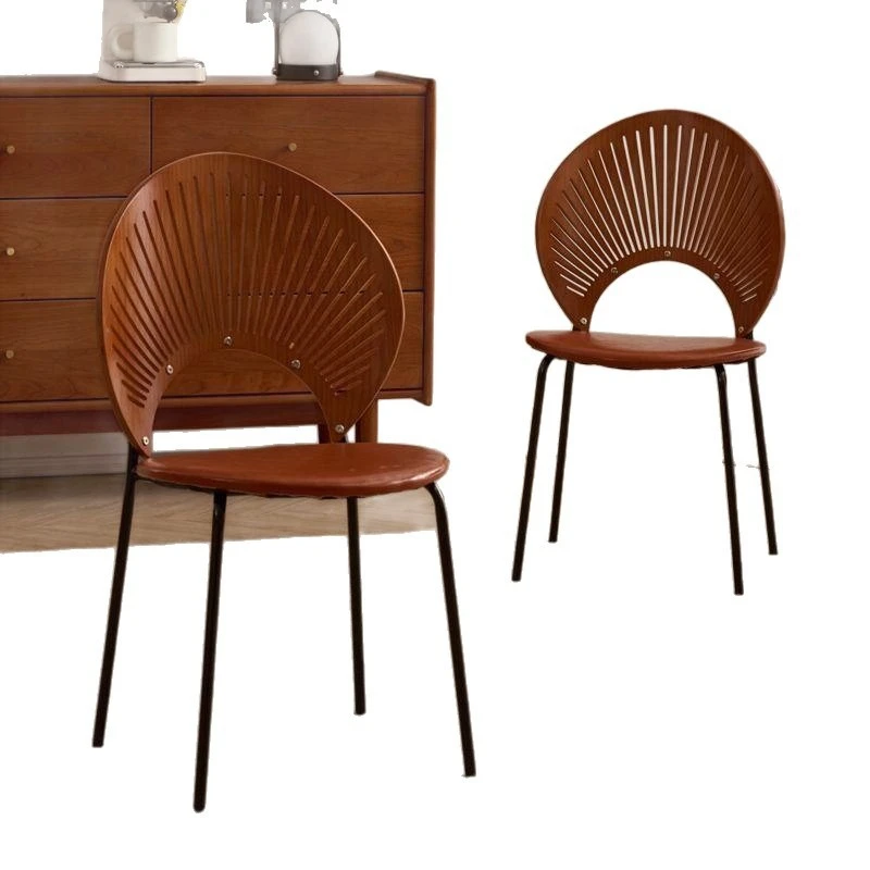 Nordic solid wood dining chair home Internet celebrity shell dining table and chairs light luxury modern simple chair backrest