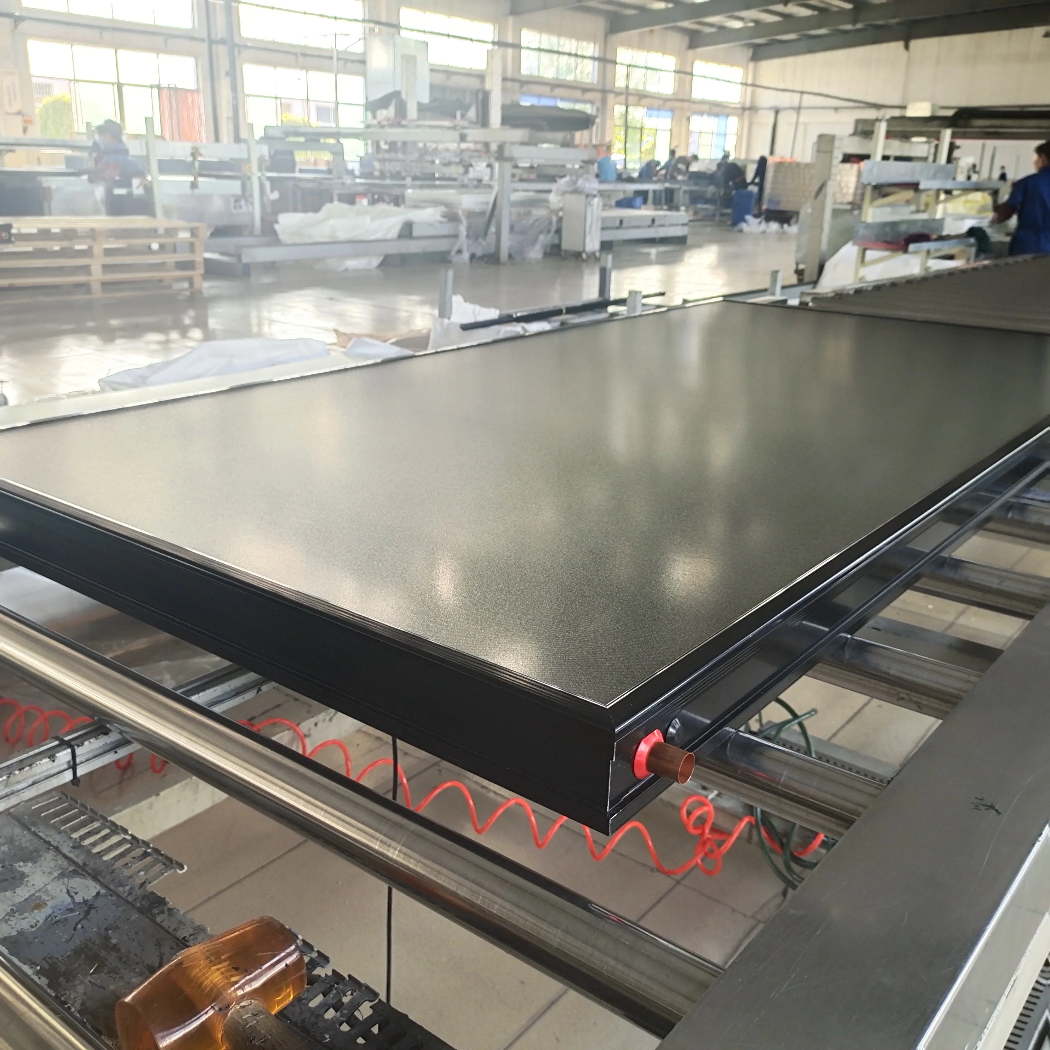 China Flat Plate 300L/200L/150L Flat Plate Solarwarmwasserbereiter