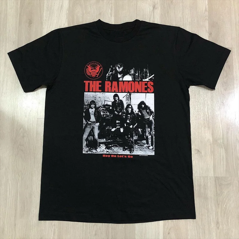 

THE RAMONES, A Punk Rock Band, Presents Oversized, Loose Retro Short-sleeved T-shirts for Both Men and Women Made of Pure Cotton