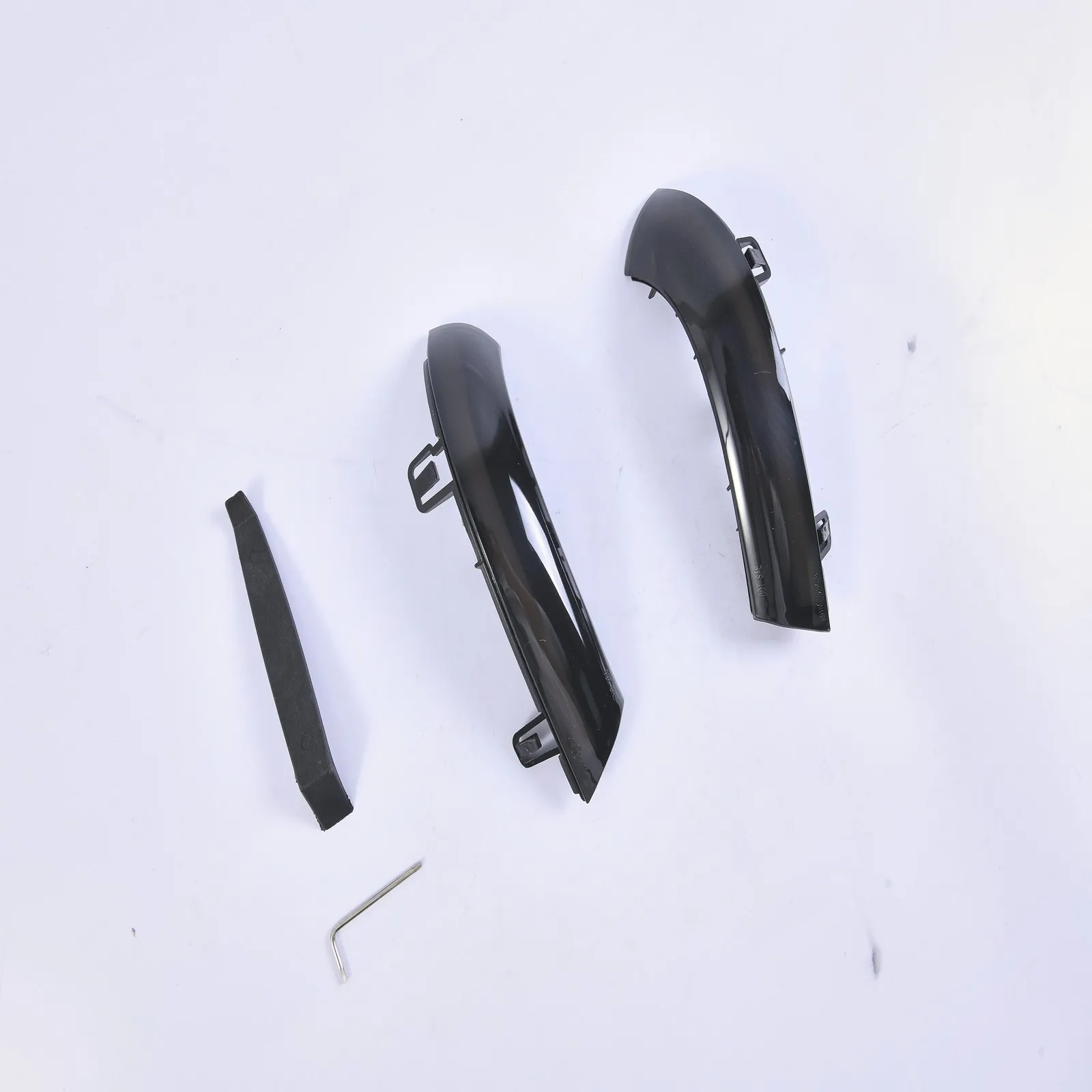 

2PCS Dynamic Mirror LED Turn Signal Light Indicator For Golf 5 MK5 Passat B6 Car Interior Replacement Parts