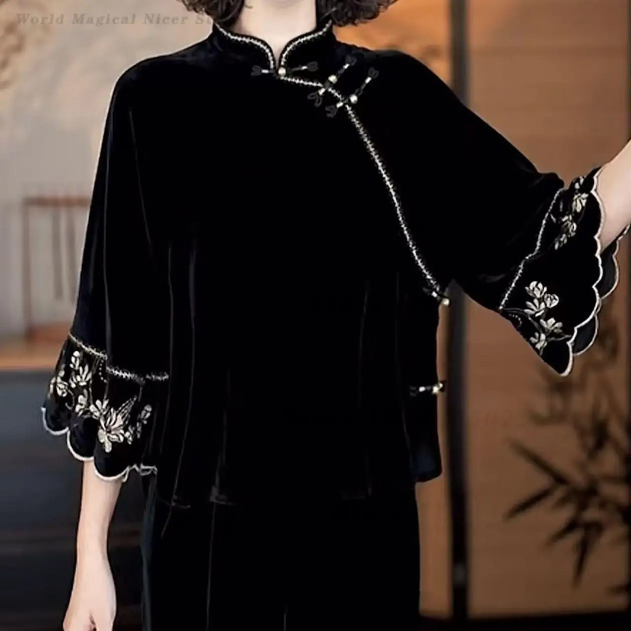 Heavy Embroidery Frog Button Inner Layering Blouse New Arrival Women Retro Chinese Style Velvet Improved Cheongsam Top