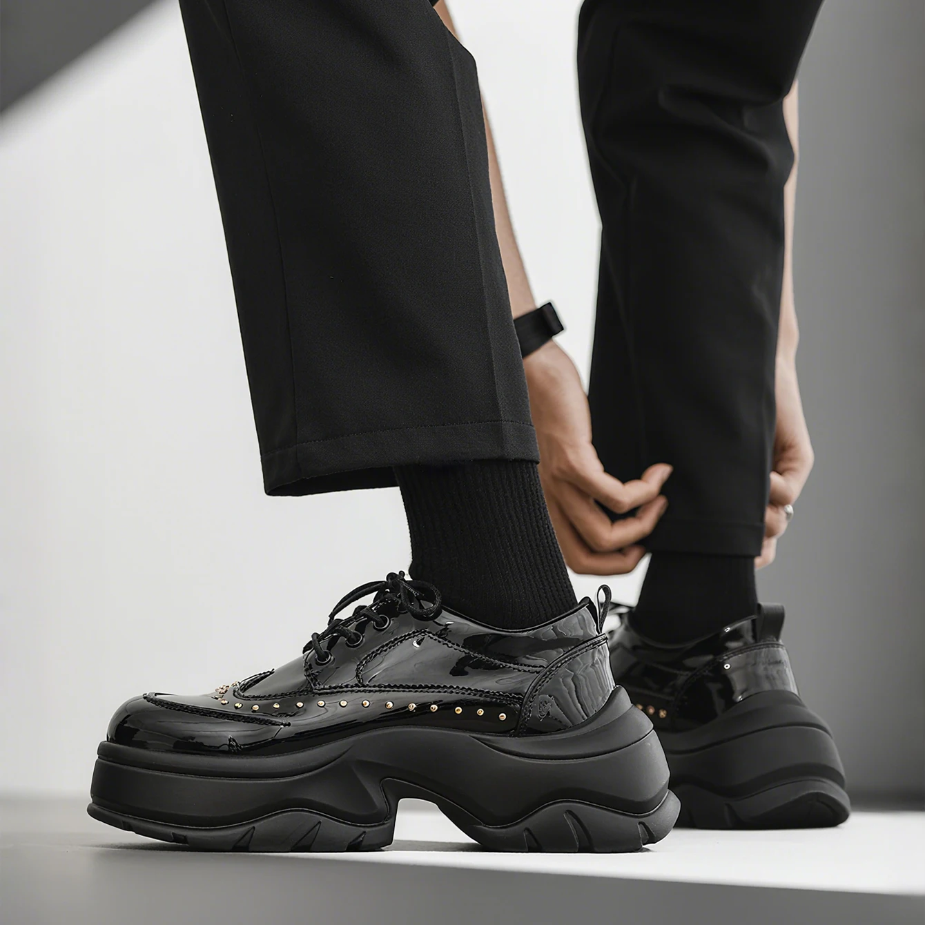 مصمم برشام الرجال الأسود فاسق الأحذية روك المرحلة نمط الدانتيل يصل نعل سميك 4.5 سنتيمتر مصعد أحذية الرجال جلد لامع حذاء كاجوال #5