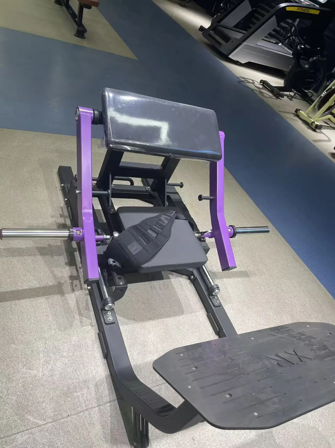 Commercial Strength Training Foldable Hip Thrust Machine High Resistance Glute Bridge Machine Made Of Durable Metal
