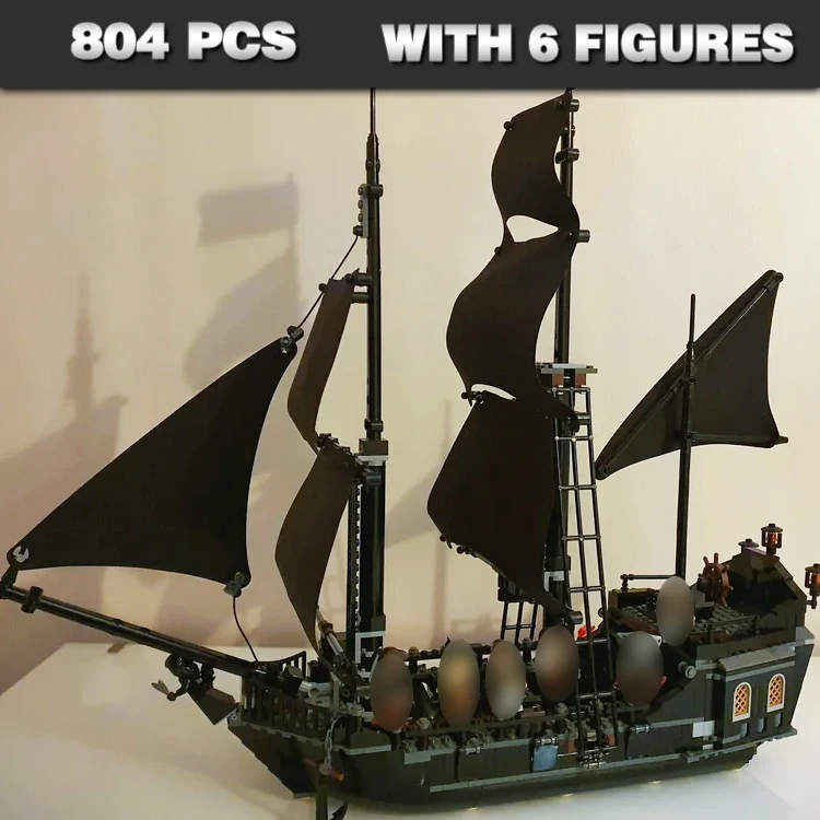 

1484pcs Hat Pirate OP Sail Ship Thousand Sunny Boat Sea Robber Treasure SY6296 Building Blocks Toys Compatible With Model