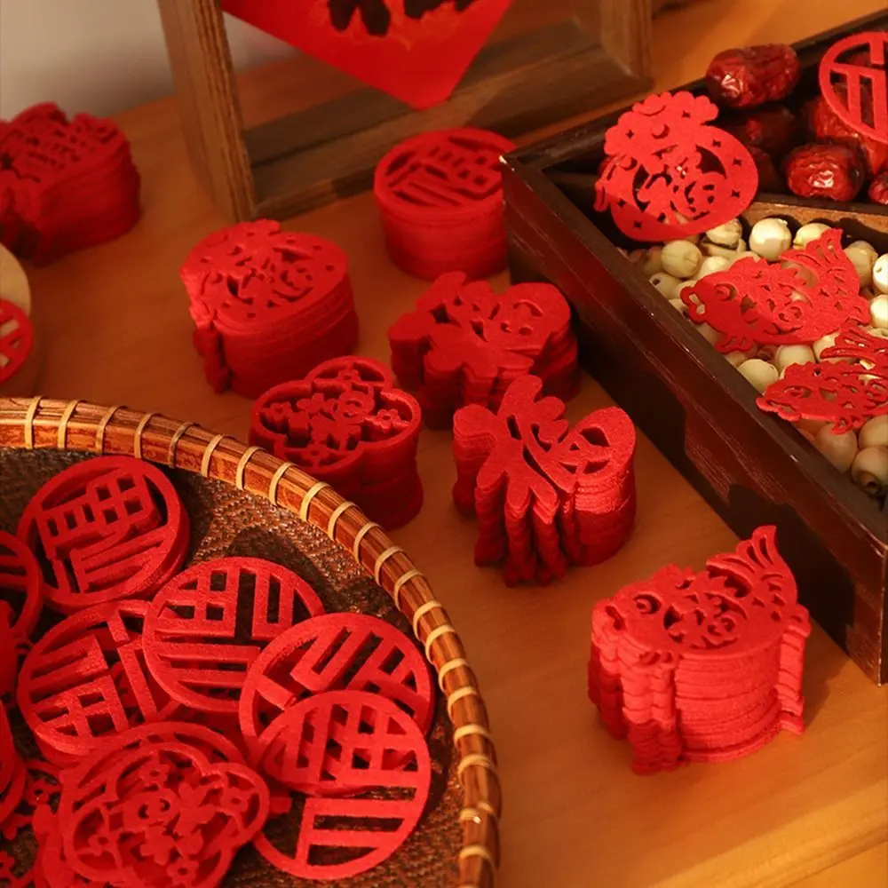 20pcs/bag Nonwovens Fortune Decorations Mini Size Hollow Chinese New Year Stickers Red 5cm Window Decorations Door Window Gifts