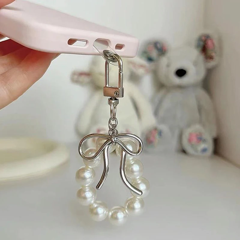 Y2K Metal Bow Pearl Beads Phone Chain Headphone Case Charm Cute Phone Accessories Camera Bag Keychain Pendants Fashion Ornaments