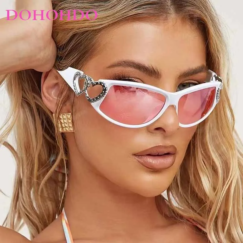 Fashion Trendy Vintage Y2K Individuality Love Hip Hop Sunglasses Women Men New Style Punk Wrapped Type Shade Sun Glasses  UV400