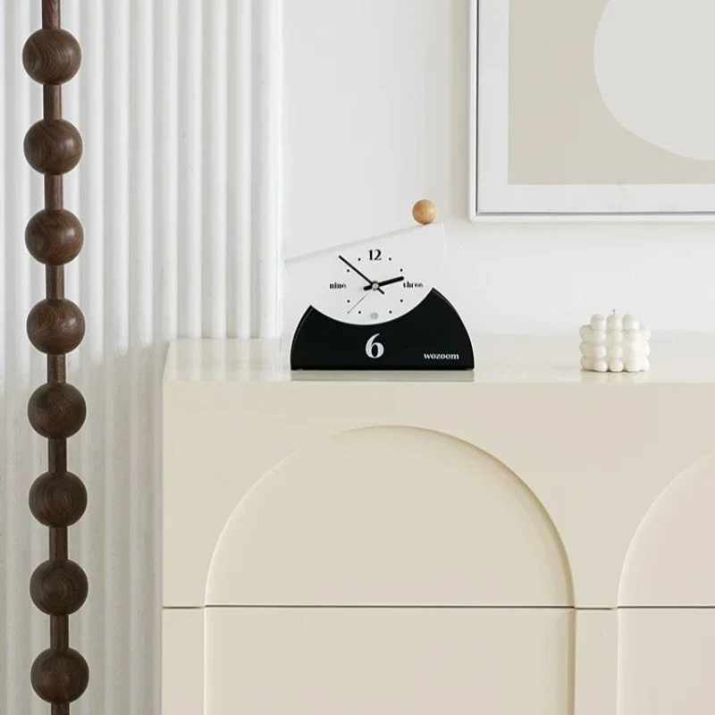 

Living Room Originality Table Clock Ornament Entryway Entrance Bedroom Table Clock Bedside Modern Dekorative Uhr Home Decor HQ40