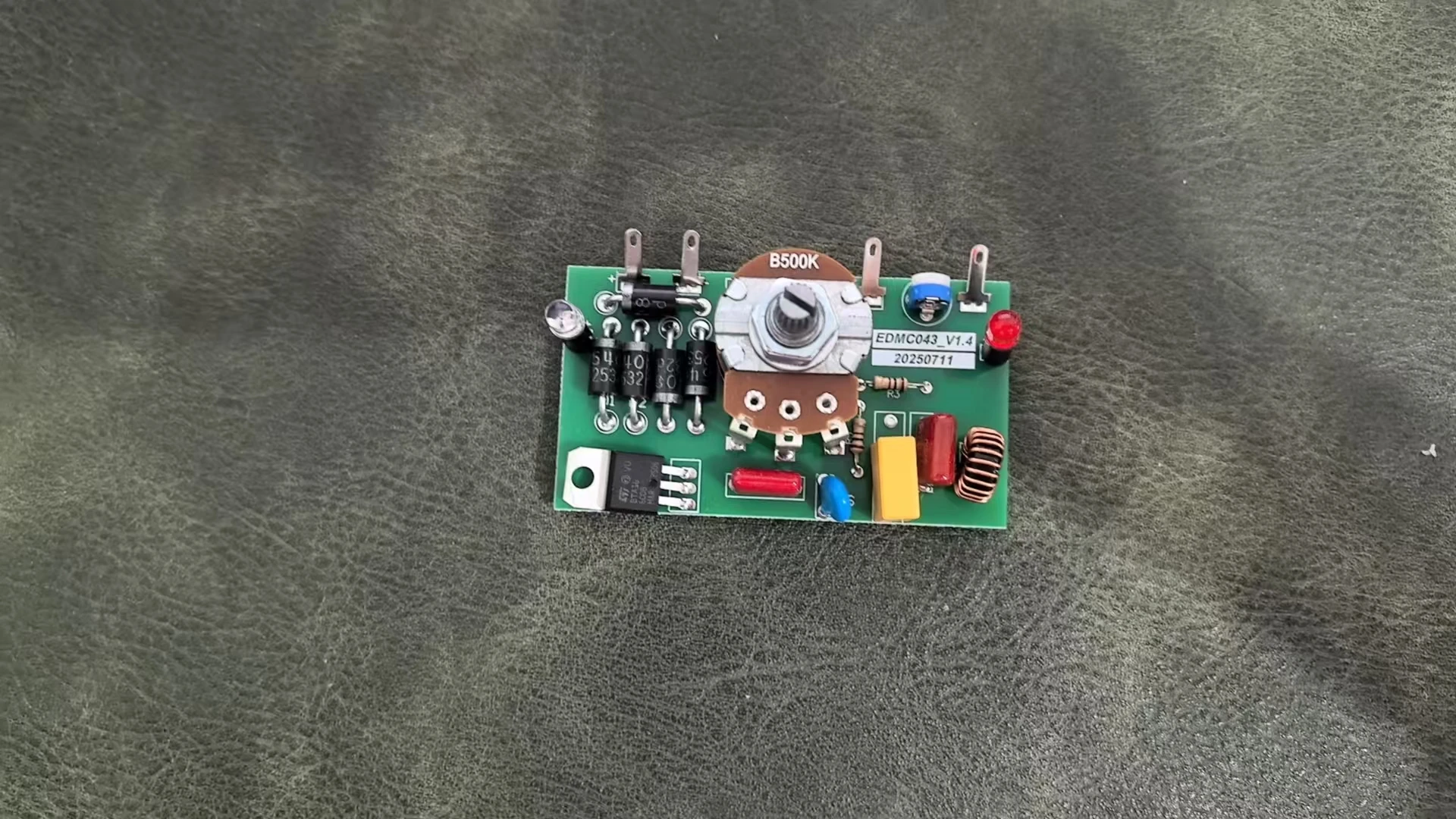 لوحة دائرة DM-5 واحدة، طلب بديل، لا تباع بشكل منفصل