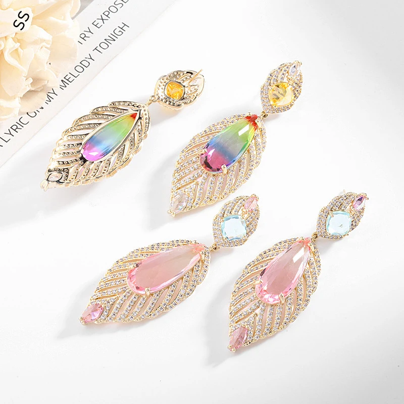 

European and American French Court Style Fashion Temperament Earrings Female Super Flash Zircon Gemstone Ear-pins Studding